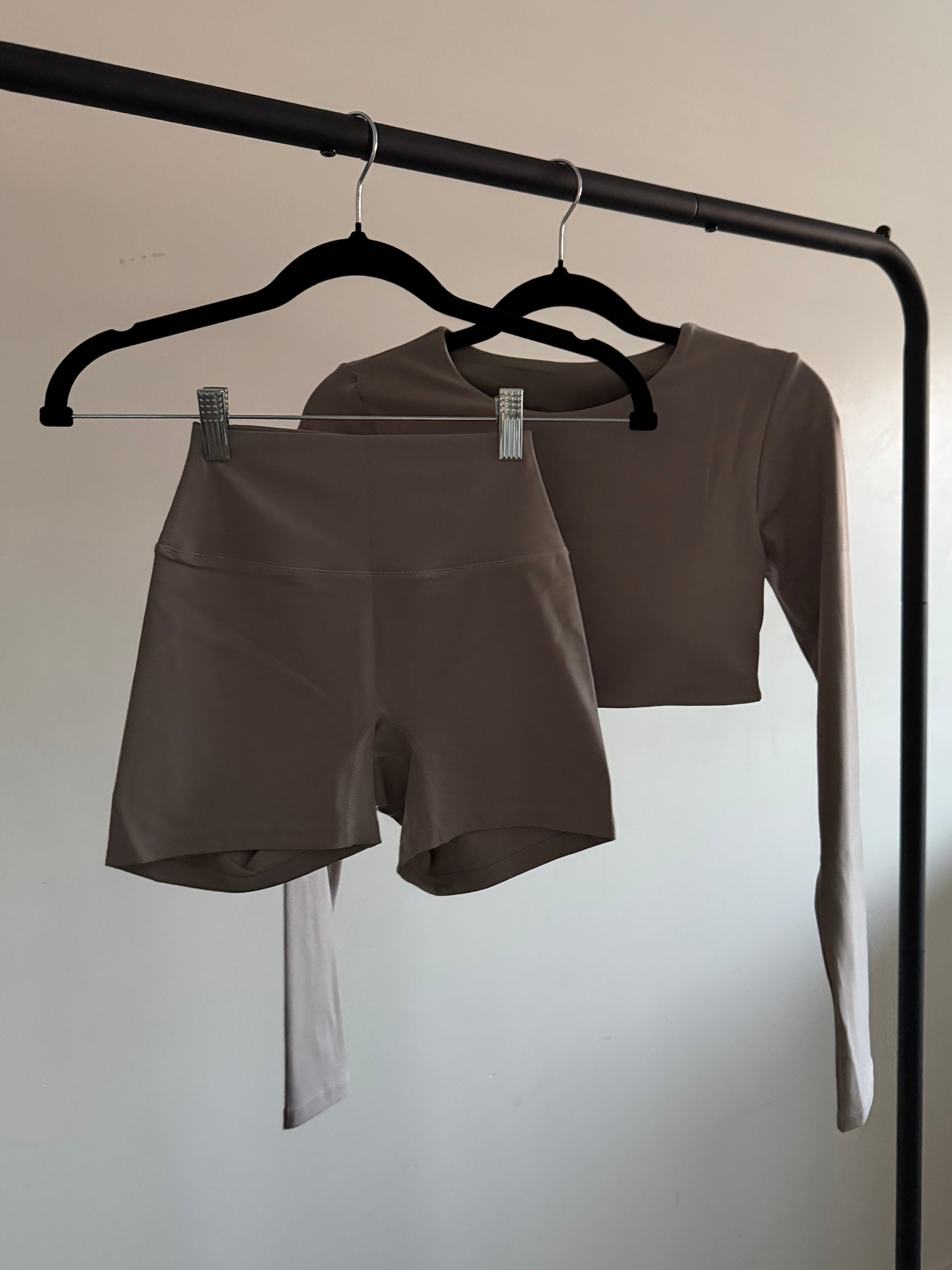 AKTV long sleeve (GREY)