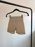 AKTV shorts (IVORY)